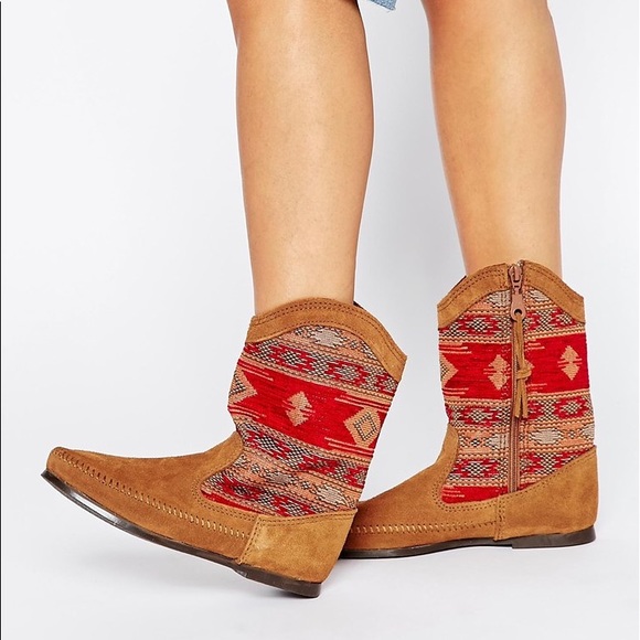 minnetonka baja boot